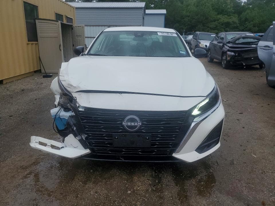 2025 NISSAN ALTIMA SV 5