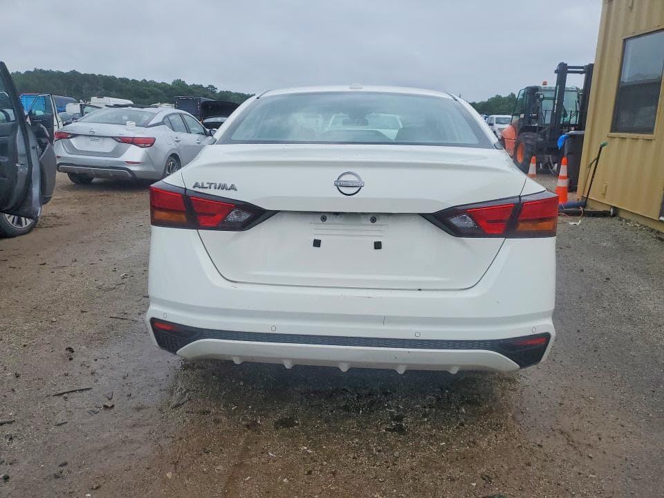 2025 NISSAN ALTIMA SV 6