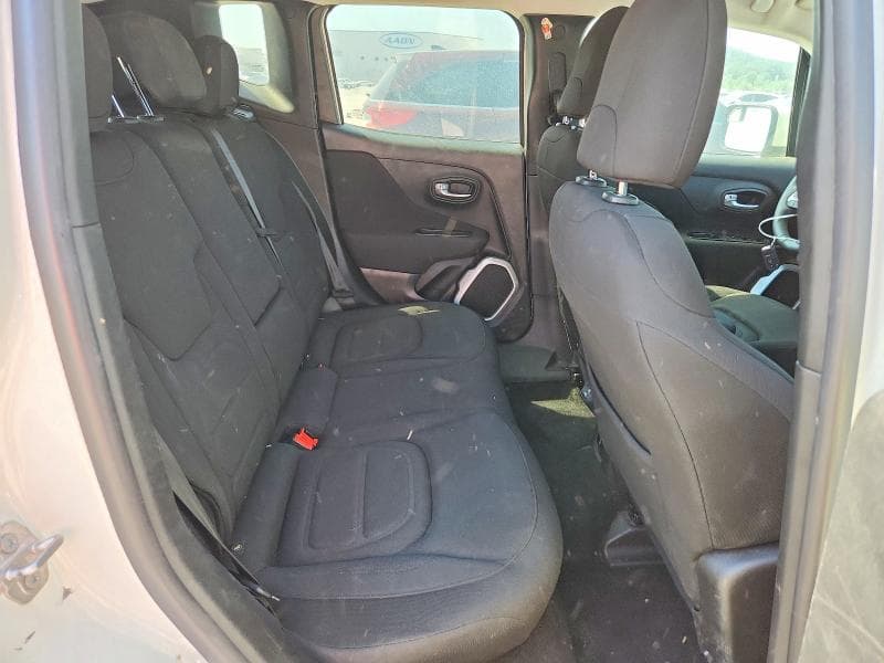 2018 JEEP RENEGADE LATITUDE 11