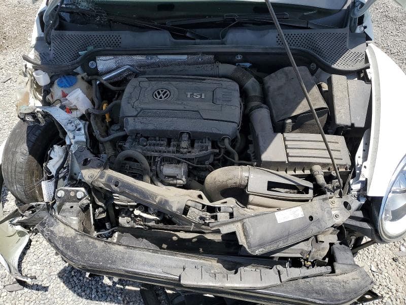 2017 VOLKSWAGEN BEETLE S/SE 11