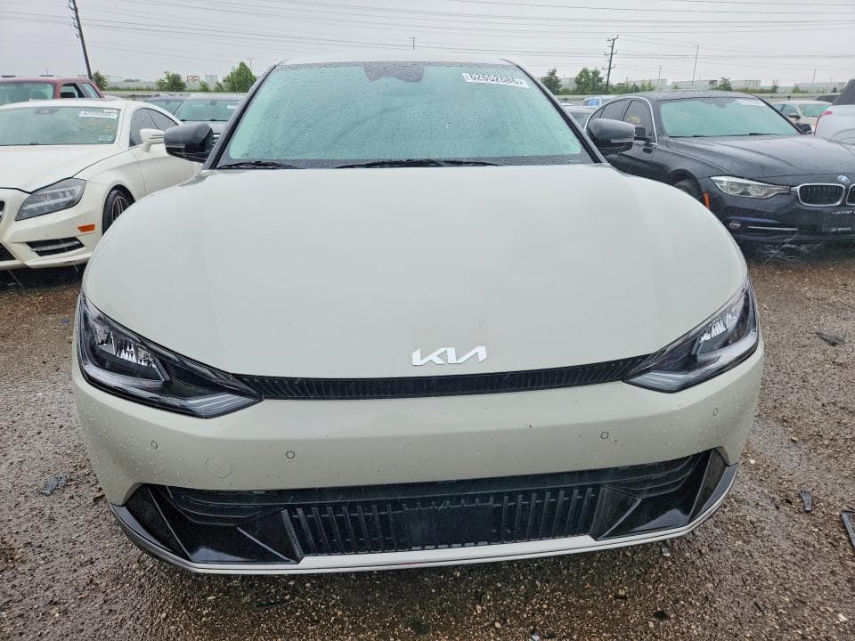 2024 KIA EV6 WIND 5