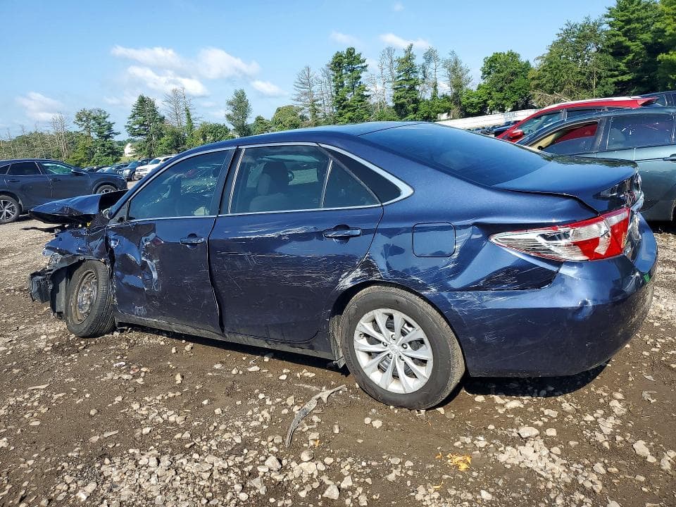 2017 TOYOTA CAMRY LE 2