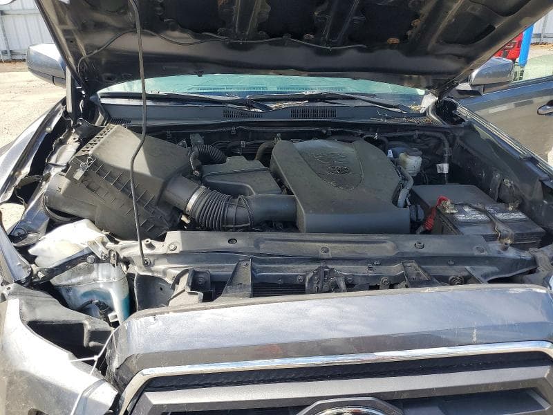 2021 TOYOTA TACOMA SR5 V6 11