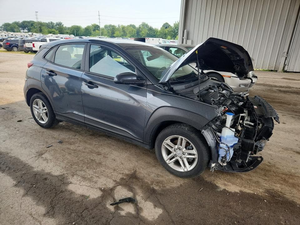 2022 HYUNDAI KONA SE 4