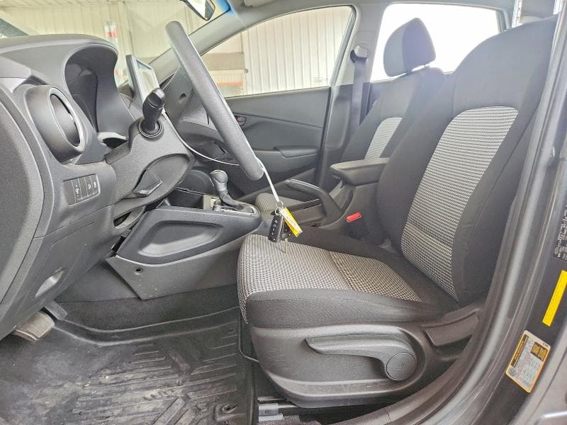 2022 HYUNDAI KONA SE 7