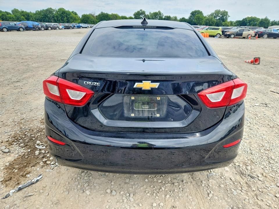 2018 CHEVROLET CRUZE LS 6
