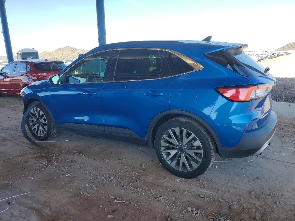 2021 FORD ESCAPE TITANIUM 2