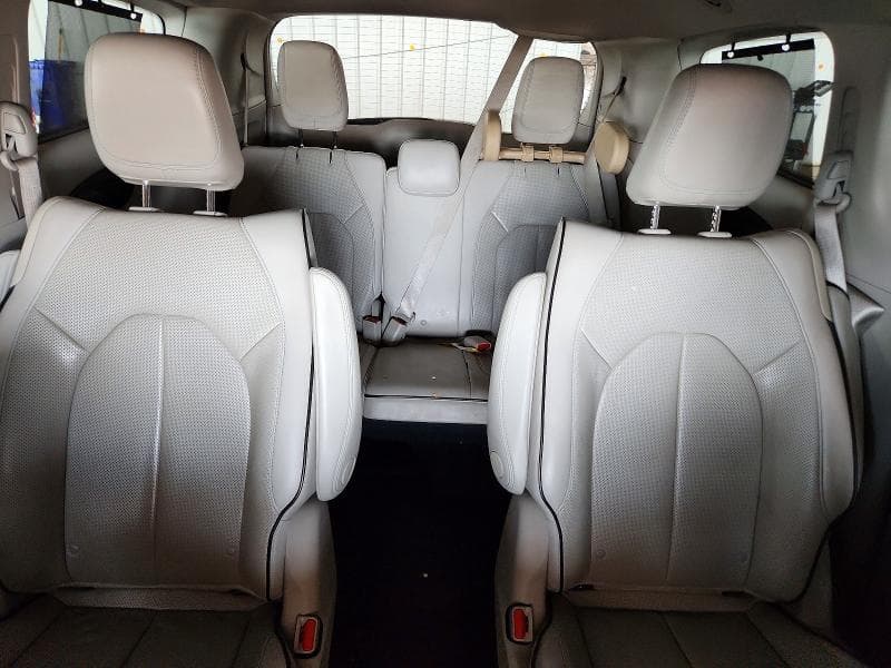 2018 CHRYSLER PACIFICA HYBRID LIMITED 10