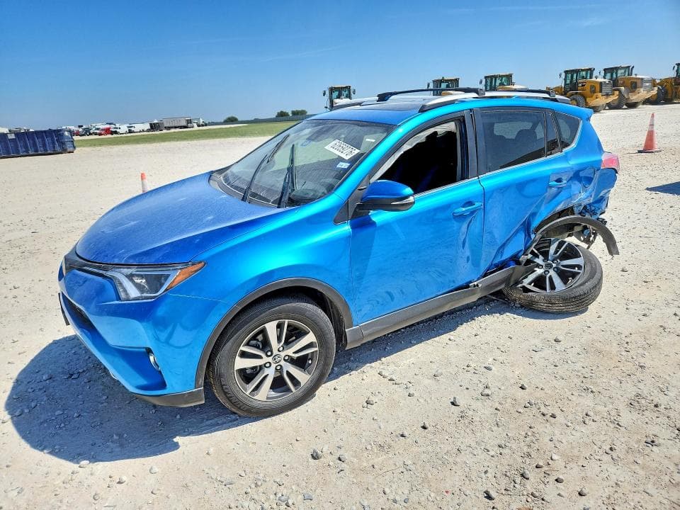 2017 TOYOTA RAV4 XLE - 1