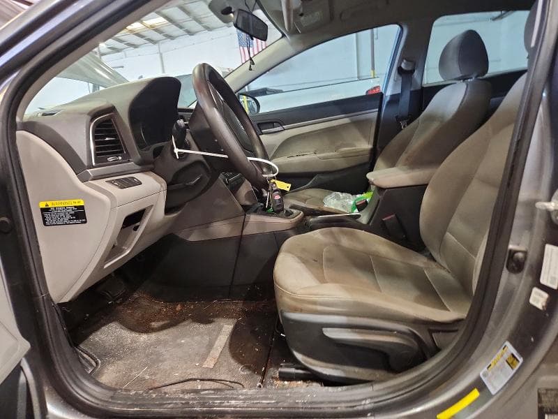 2018 HYUNDAI ELANTRA SE 7