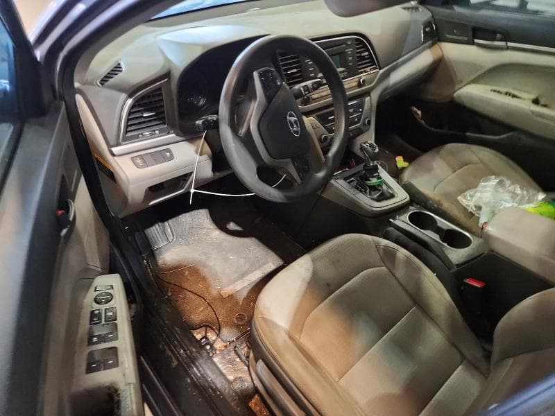 2018 HYUNDAI ELANTRA SE 8