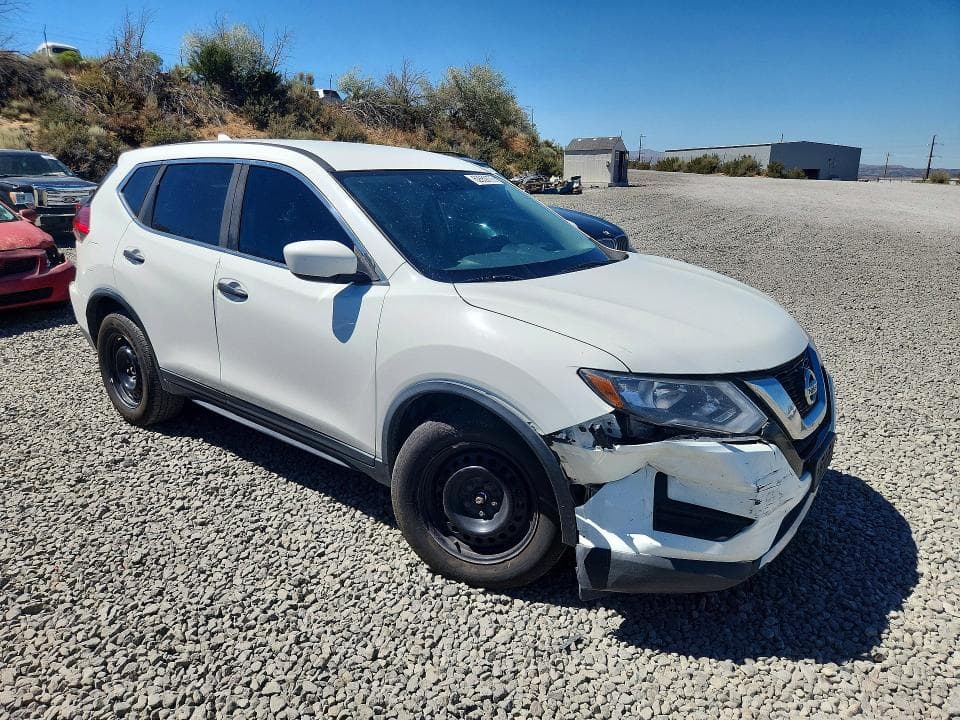 2017 NISSAN ROGUE S 4