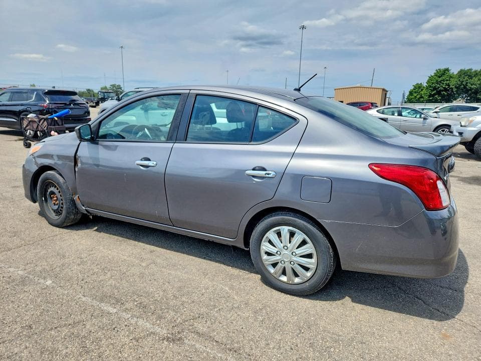 2019 NISSAN VERSA SV 2