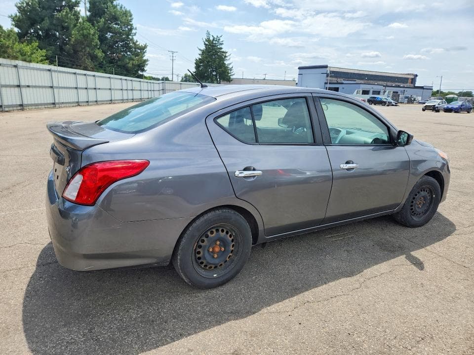 2019 NISSAN VERSA SV 3