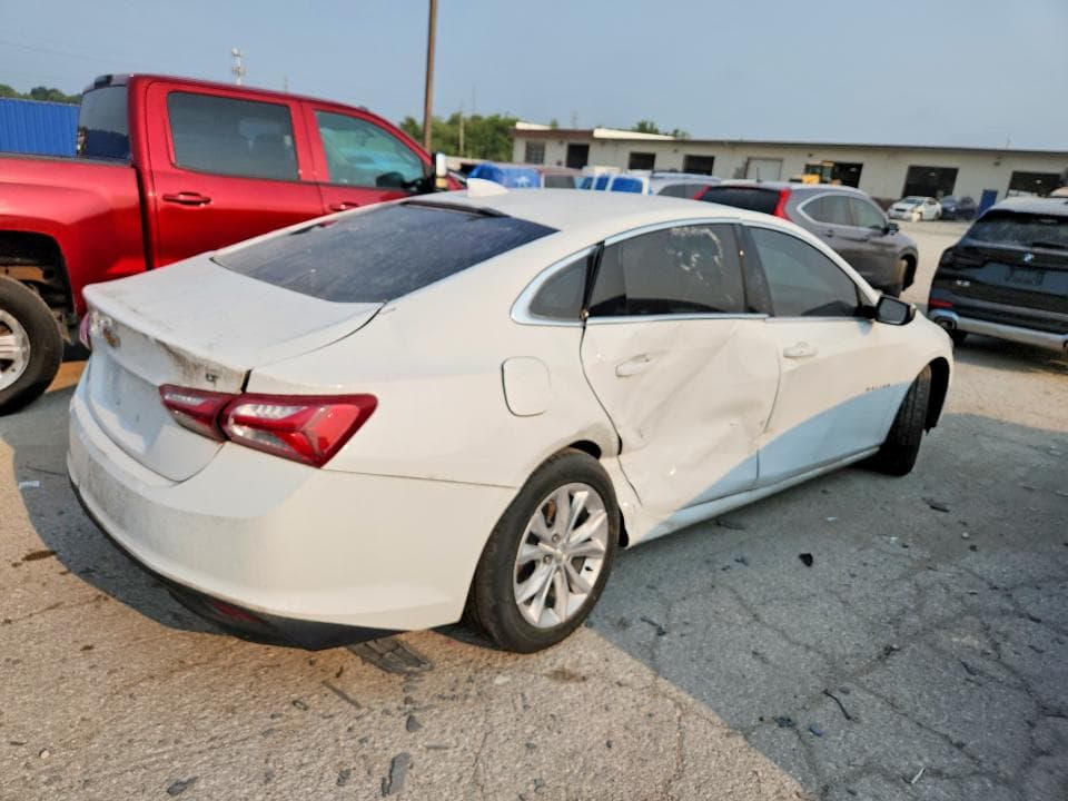2022 CHEVROLET MALIBU LT 3