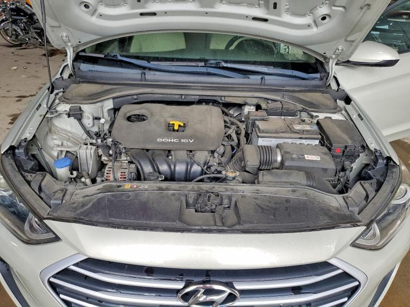 2017 HYUNDAI ELANTRA SE 11