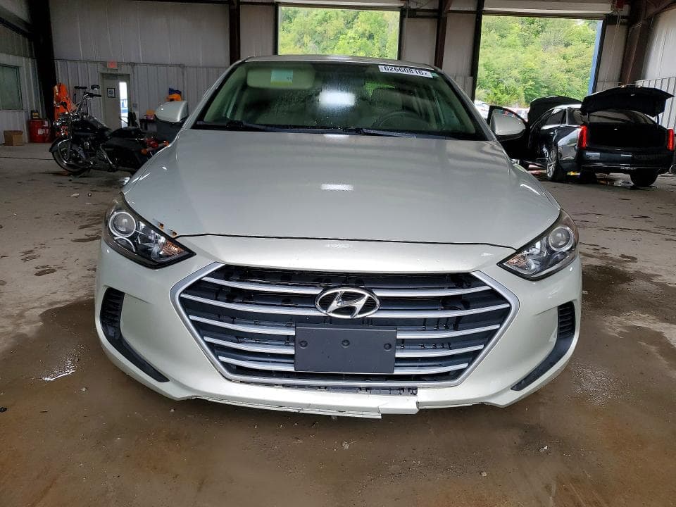 2017 HYUNDAI ELANTRA SE 5