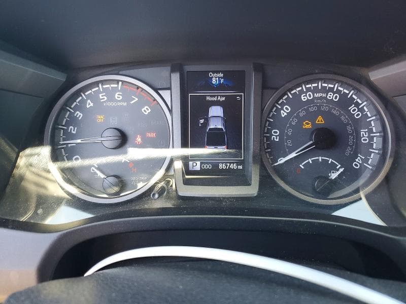 2017 TOYOTA TACOMA TRD SPORT 9