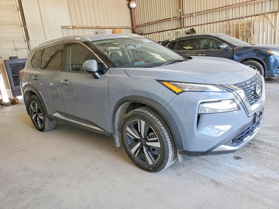 2022 NISSAN ROGUE SL 4