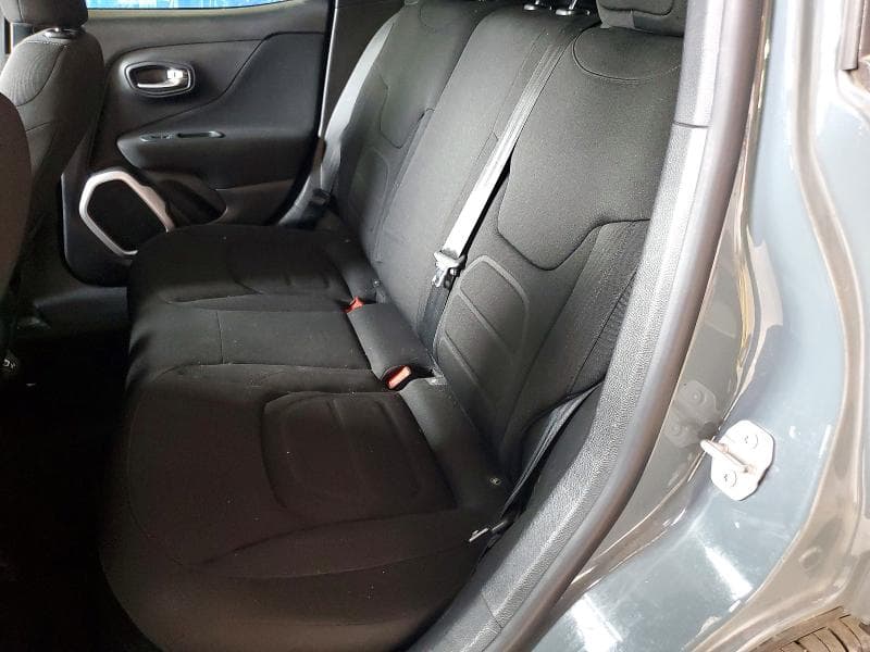 2018 JEEP RENEGADE LATITUDE 11