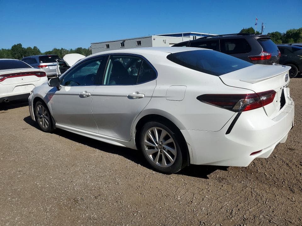 2022 TOYOTA CAMRY SE 2