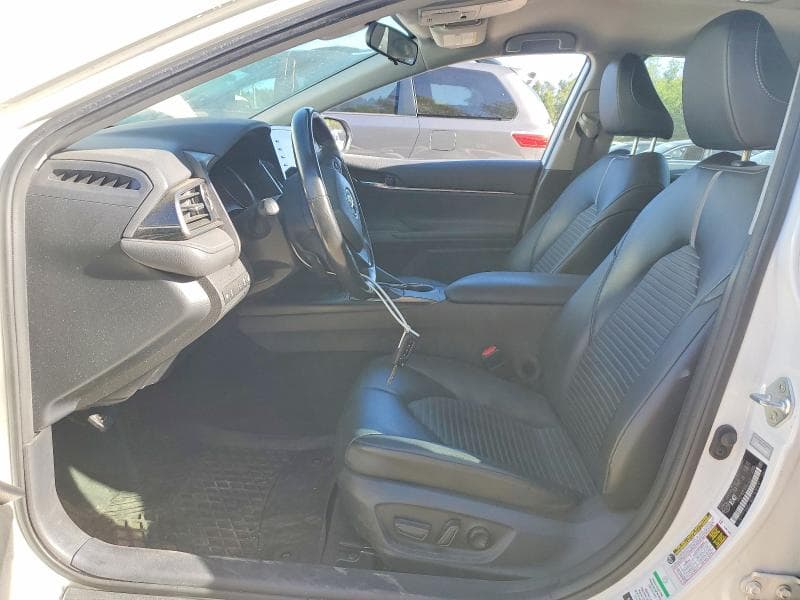 2022 TOYOTA CAMRY SE 7
