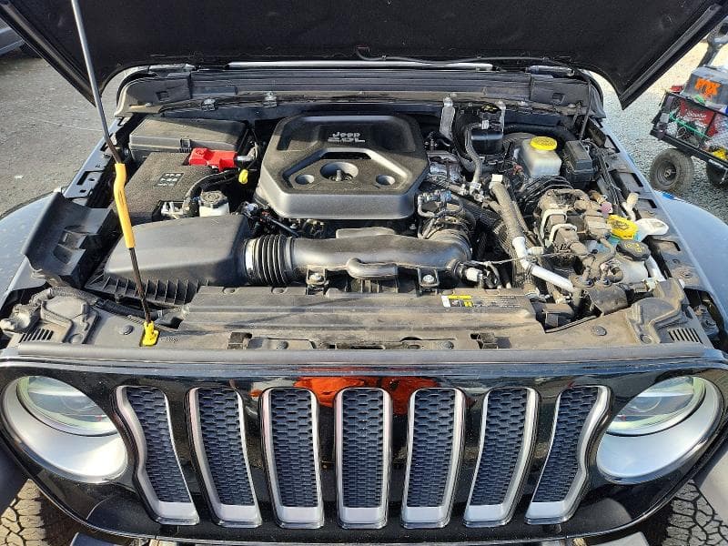 2018 JEEP WRANGLER UNLIMITED SAHARA 12