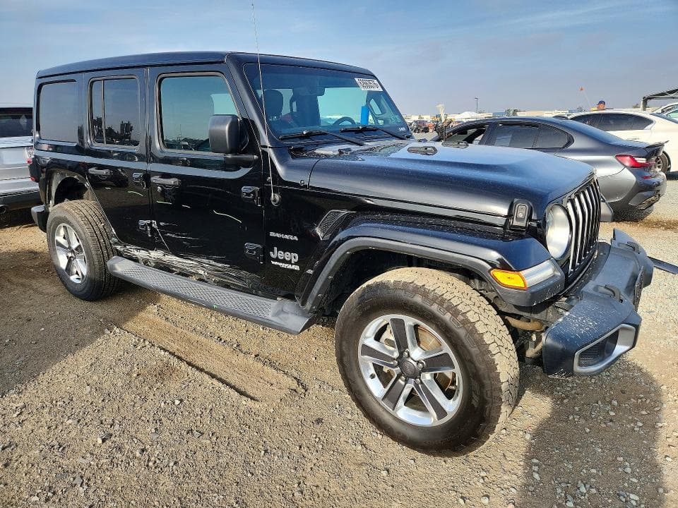 2018 JEEP WRANGLER UNLIMITED SAHARA 4