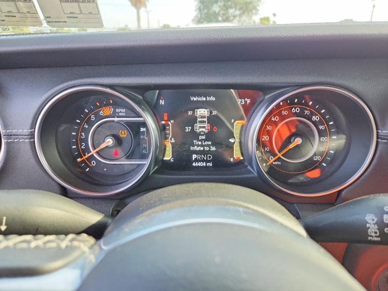 2018 JEEP WRANGLER UNLIMITED SAHARA 9
