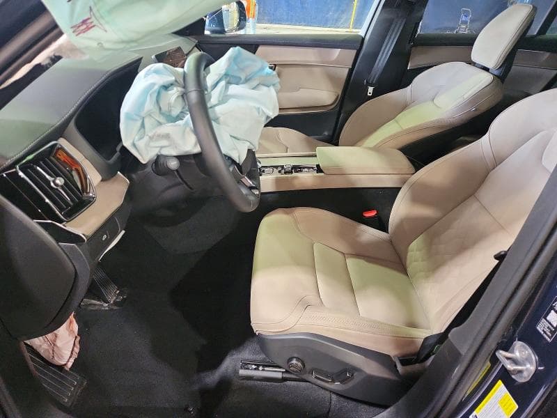 2026 VOLVO XC90 PLUS 7