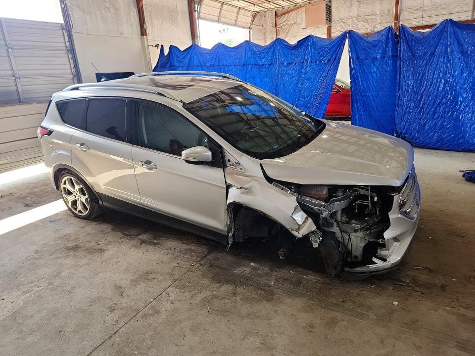 2018 FORD ESCAPE TITANIUM 4