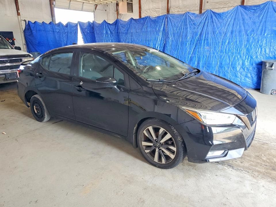 2020 NISSAN VERSA SR 4