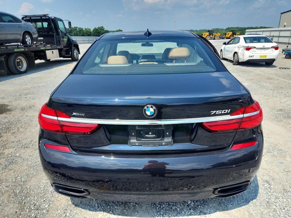2017 BMW 750 XI 6