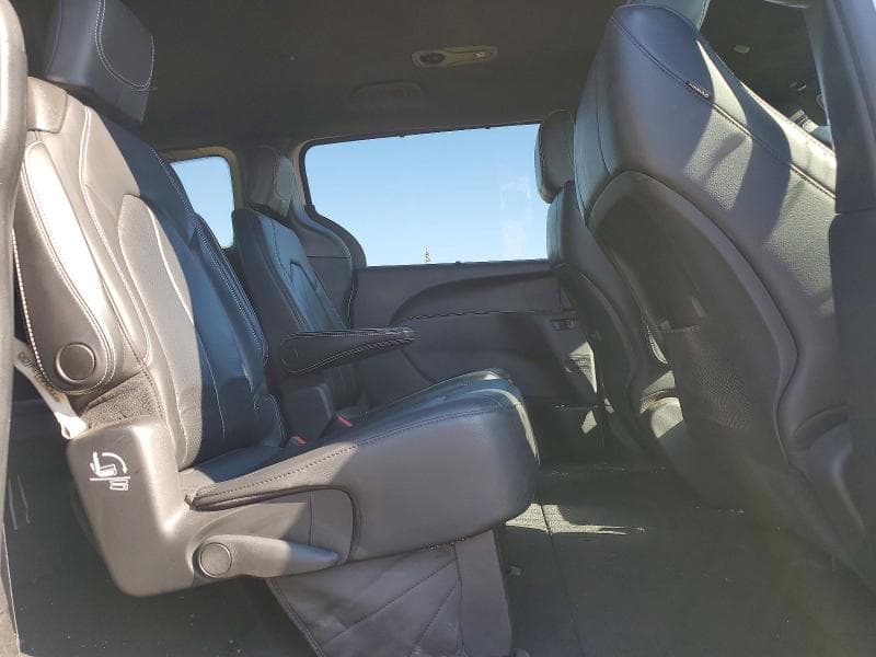 2020 CHRYSLER PACIFICA TOURING L 11