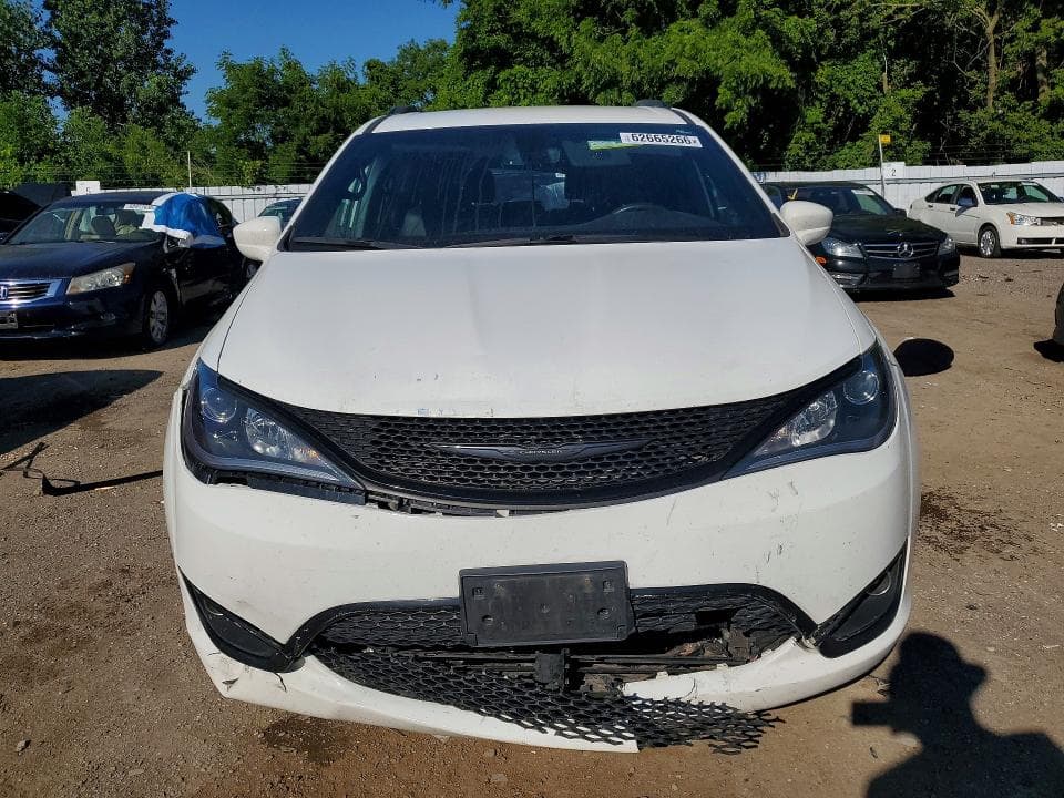 2020 CHRYSLER PACIFICA TOURING L 5