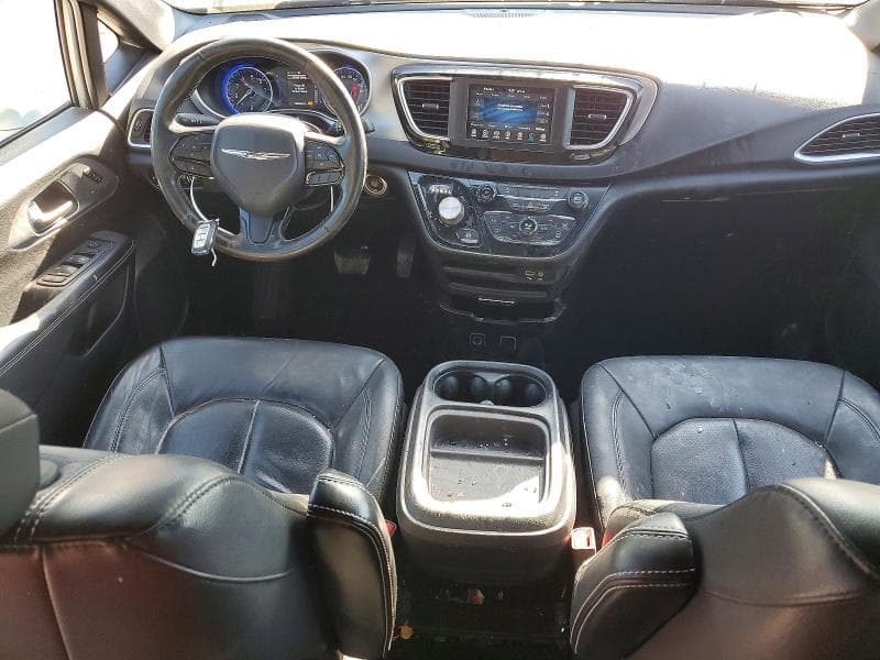 2020 CHRYSLER PACIFICA TOURING L 8