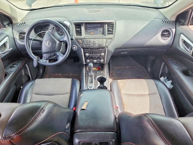 2019 NISSAN PATHFINDER SV 8