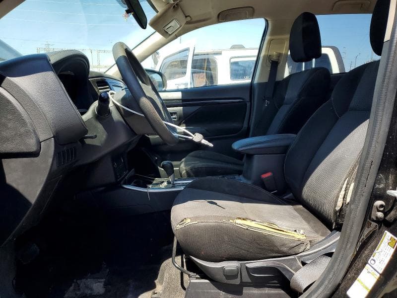 2020 MITSUBISHI OUTLANDER ES 8