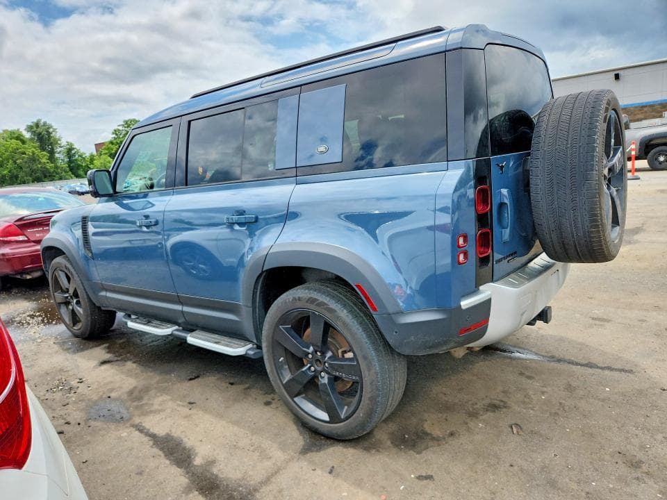 2020 LAND ROVER DEFENDER 110 HSE 2