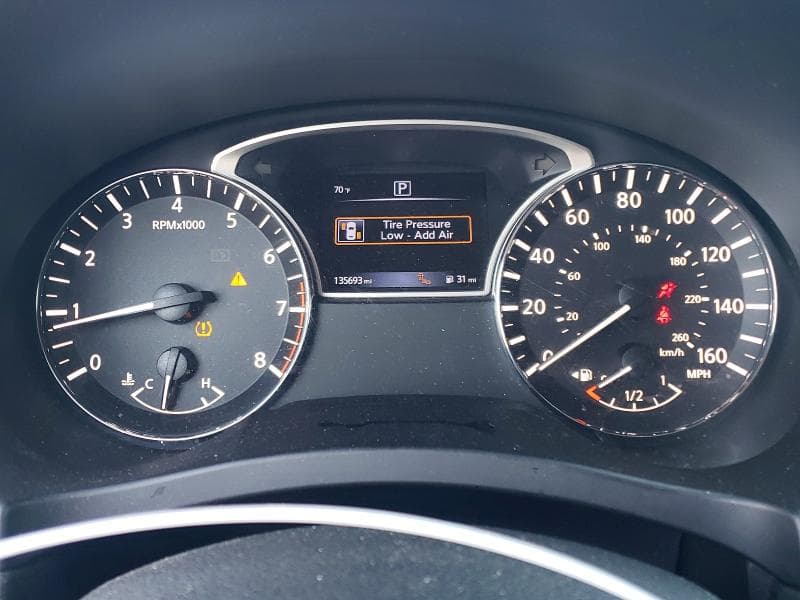 2017 NISSAN ALTIMA 2.5 SV 9