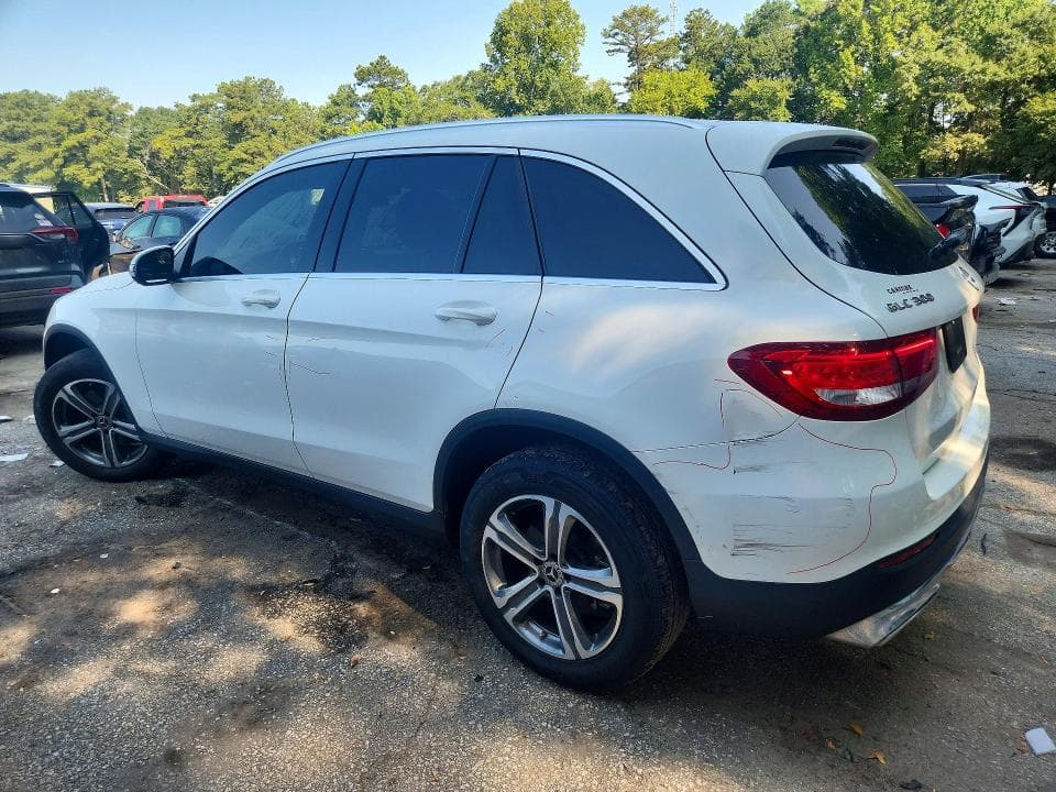 2019 MERCEDES-BENZ GLC 300 2