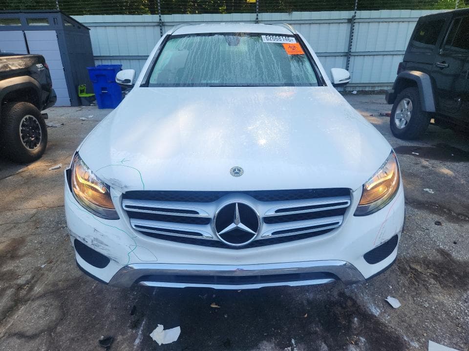 2019 MERCEDES-BENZ GLC 300 5