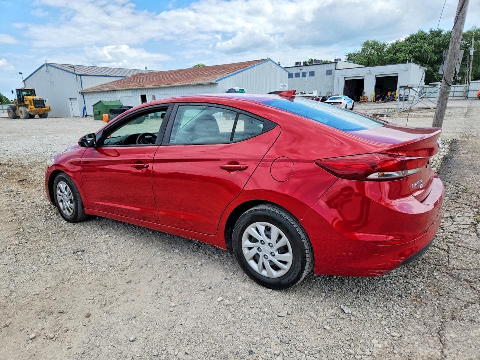 2017 HYUNDAI ELANTRA SE 2