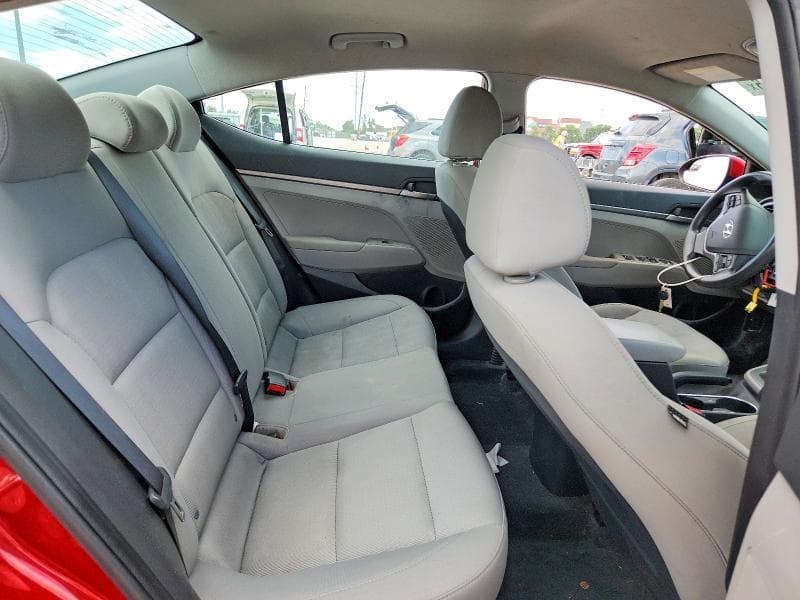 2017 HYUNDAI ELANTRA SE 10