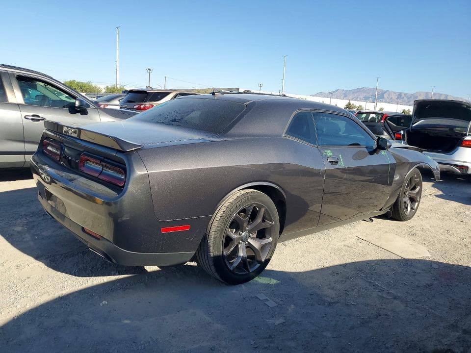 2018 DODGE CHALLENGER SXT 3