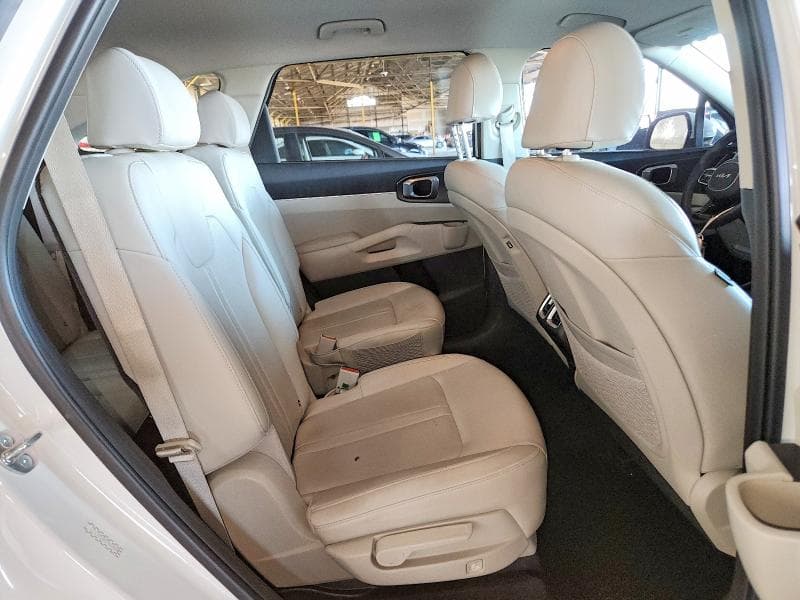2023 KIA SORENTO EX 11