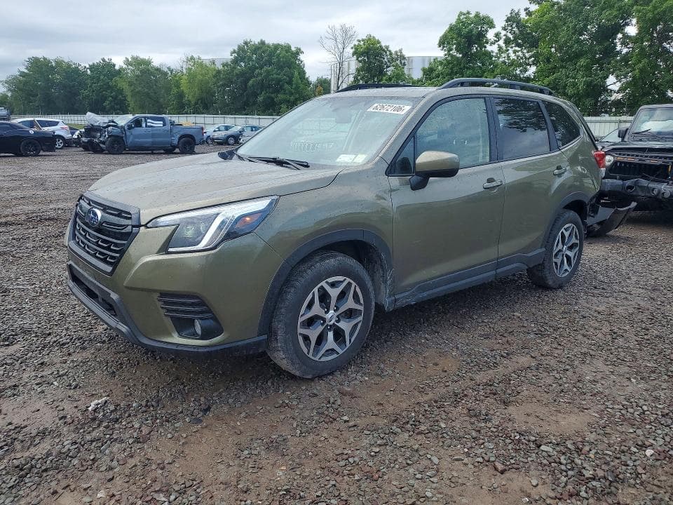 2023 SUBARU FORESTER PREMIUM - 1