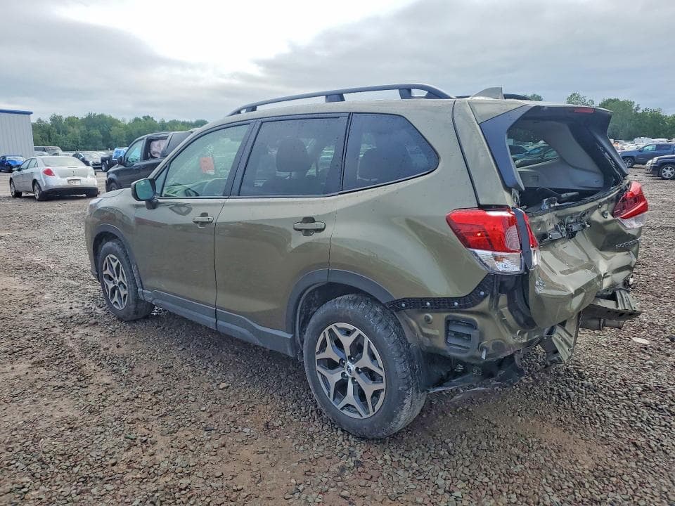 2023 SUBARU FORESTER PREMIUM 2