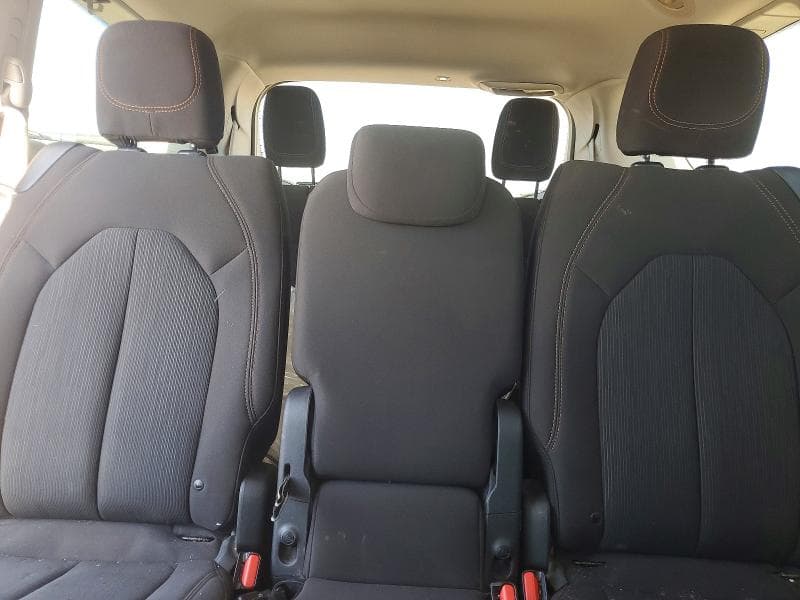 2017 CHRYSLER PACIFICA TOURING 10