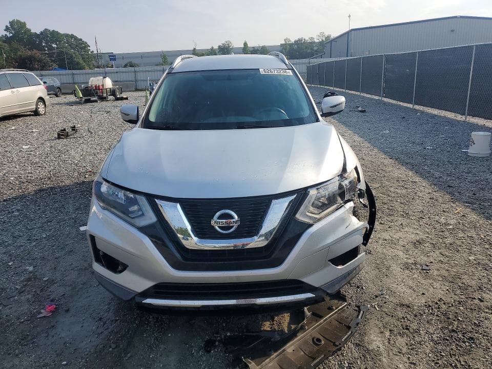 2017 NISSAN ROGUE SV 5